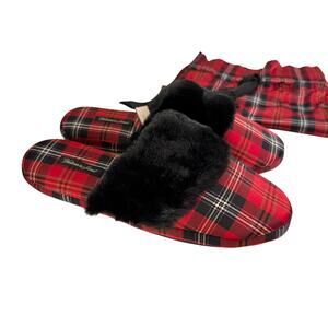 Victoria's Secret Slippers Women M 7-8 Red Plaid Close Toe Holiday Christmas NWT